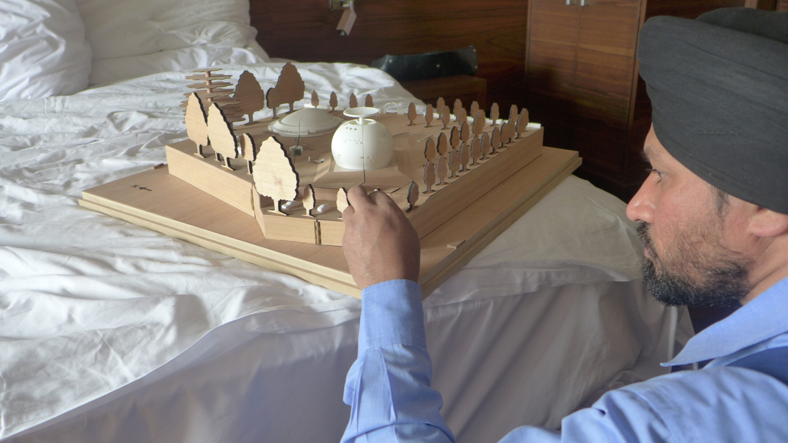 05-Satyendra-Pakhale-working-on-Dr-Ambedkar-National-Memorial-project-model