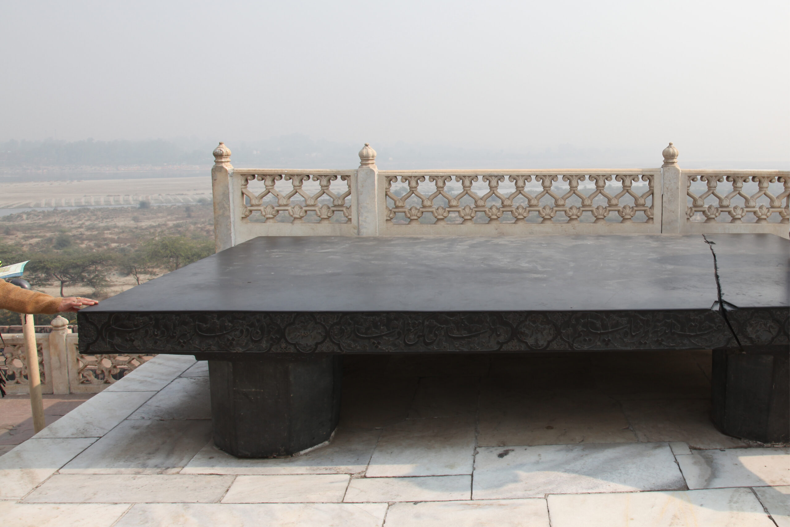 20101128-Satyendra-Pakhale-at-FatepurSikiri-Agra-07