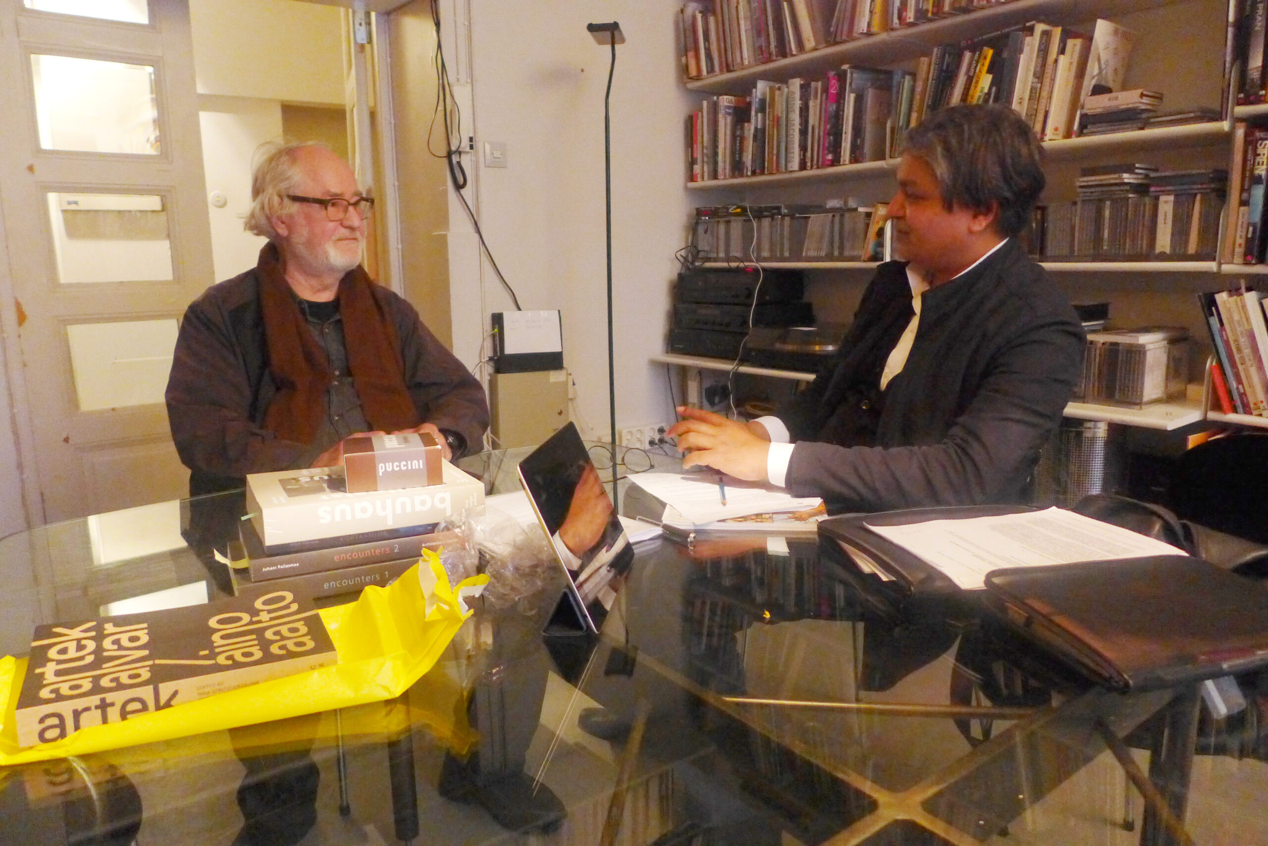 20170302-Satyendra-Pakhale-and-Juhani-Pallasmaa-Helsinki-01